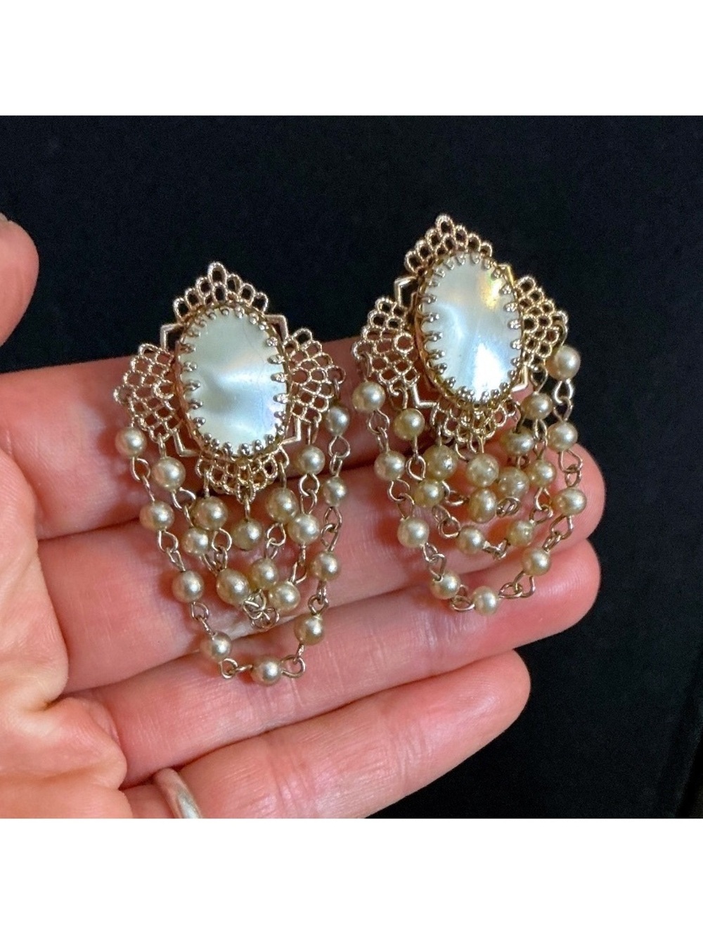 Vintage Gold Filigree Pearl Waterfall Clip-on Earrings